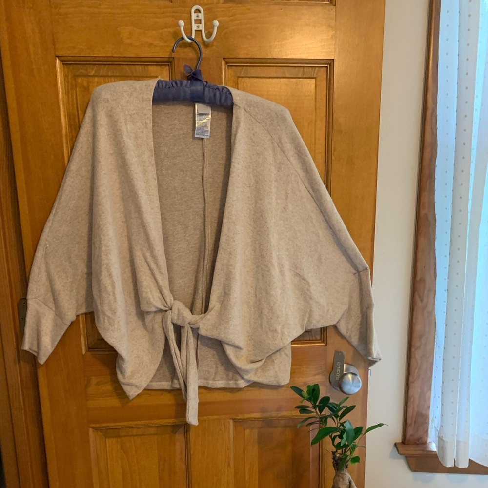 Chicos NWT One Size Batwing Tie Sweater